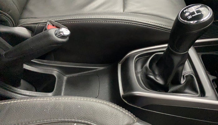 2019 Maruti XL6 ALPHA SHVS  MT, Petrol, Manual, 24,042 km, Gear Lever