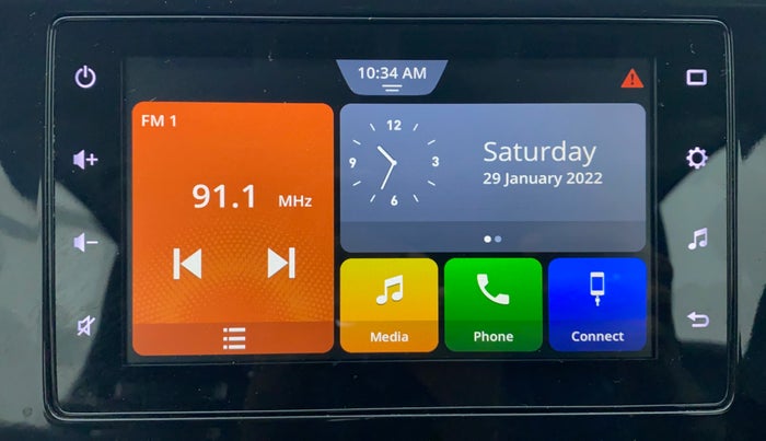 2019 Maruti XL6 ALPHA SHVS  MT, Petrol, Manual, 24,042 km, Infotainment System