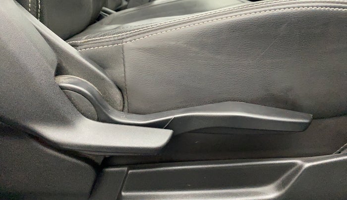 2019 Maruti XL6 ALPHA SHVS  MT, Petrol, Manual, 24,042 km, Driver Side Adjustment Panel