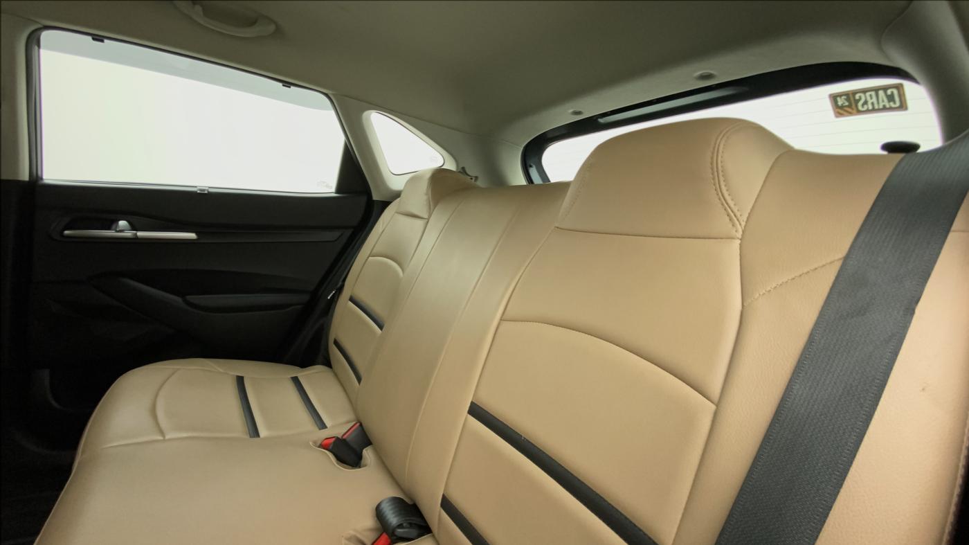 2021 KIA SELTOS HTK PLUS 1.5 DIESEL, Diesel, Manual, 29,429 km, Right Side Rear Door Cabin