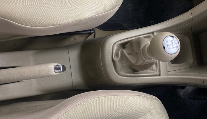 2017 Maruti Ertiga ZXI+, Petrol, Manual, 57,317 km, Gear Lever