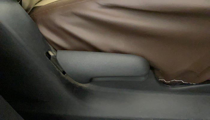 2019 Maruti Celerio X VXI, Petrol, Manual, 30,013 km, Driver Side Adjustment Panel