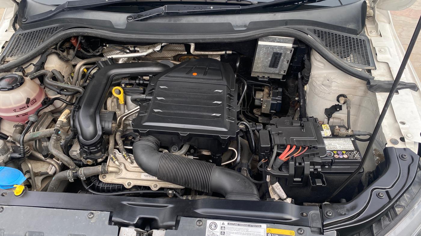 2020 Skoda Rapid STYLE TSI, Petrol, Manual, 43,697 km, Engine View - Left