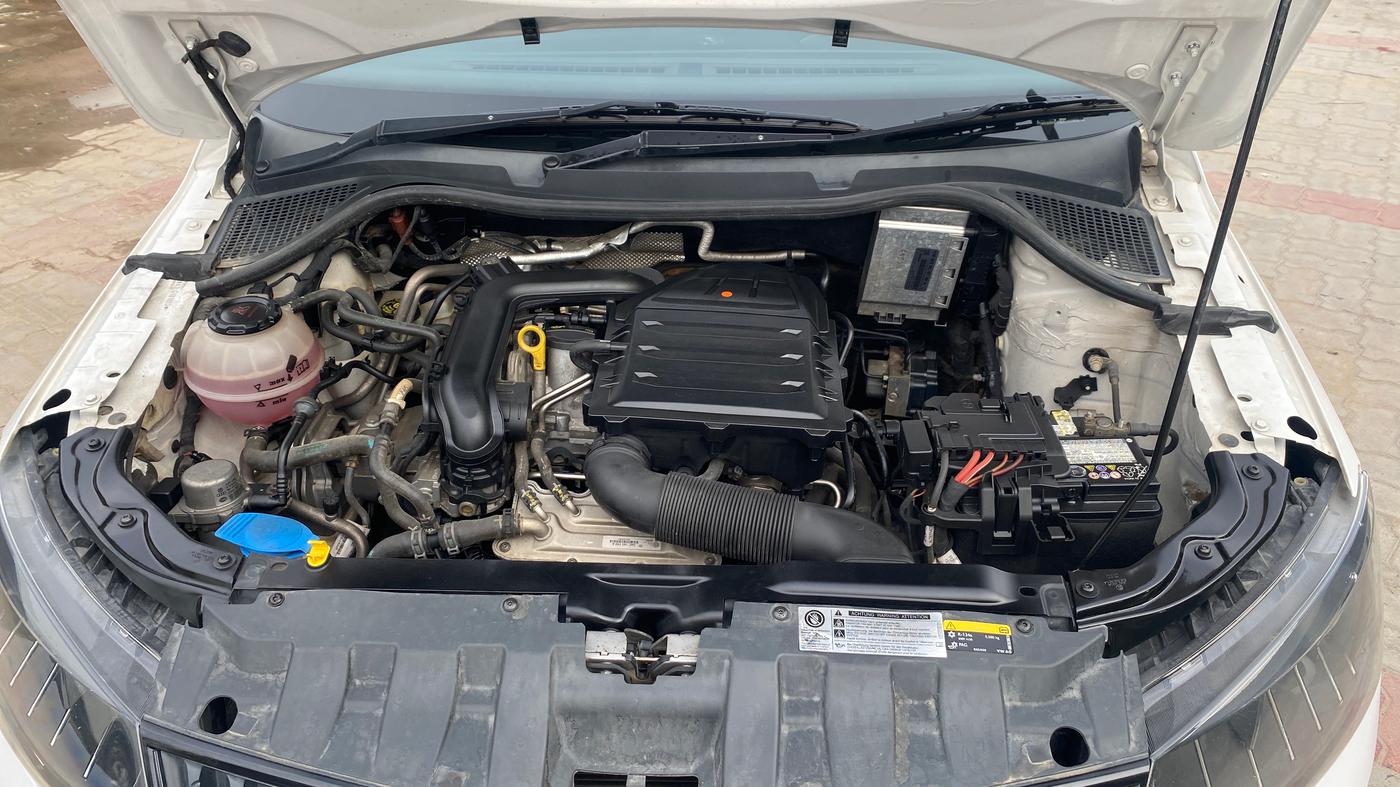 2020 Skoda Rapid STYLE TSI, Petrol, Manual, 43,697 km, Engine View