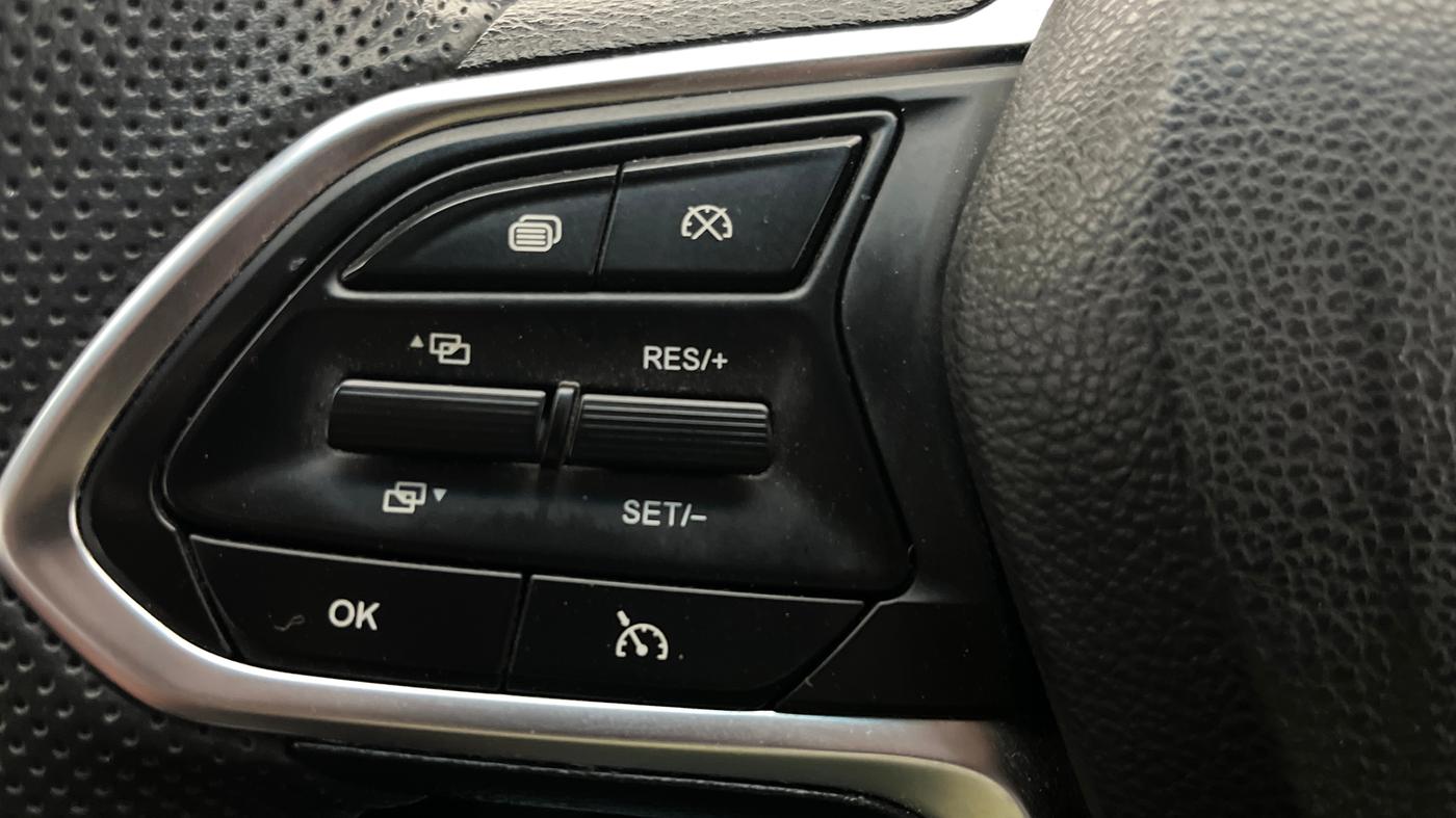 2020 MG HECTOR PLUS SHARP 1.5 PETROL TURBO DCT 6-STR, Petrol, Automatic, 24,897 km, Adaptive Cruise Control