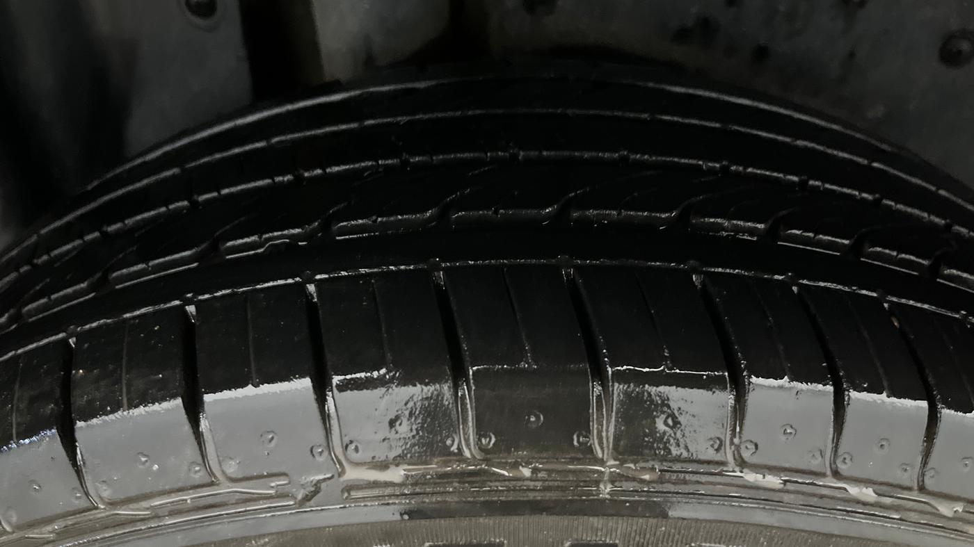 2020 MG HECTOR PLUS SHARP 1.5 PETROL TURBO DCT 6-STR, Petrol, Automatic, 24,897 km, Right Rear Tyre Tread