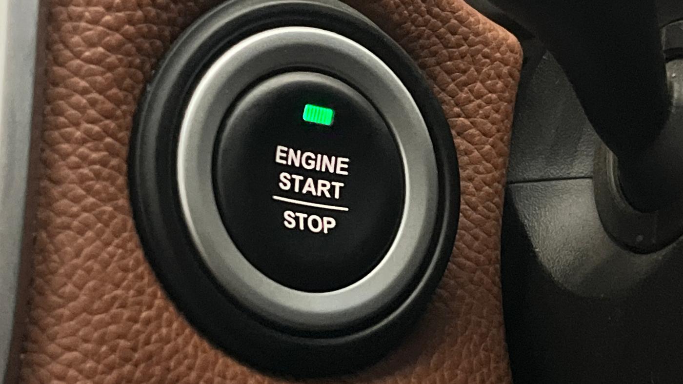 2020 MG HECTOR PLUS SHARP 1.5 PETROL TURBO DCT 6-STR, Petrol, Automatic, 24,897 km, Keyless Start/ Stop Button