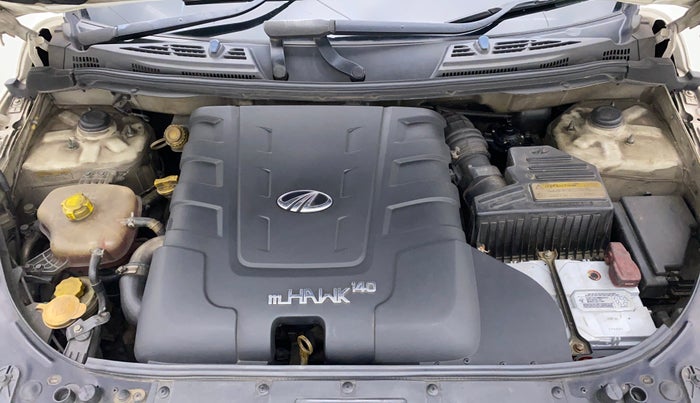 2017 Mahindra XUV500 W6 AT, Diesel, Automatic, 1,14,659 km, Open Bonet