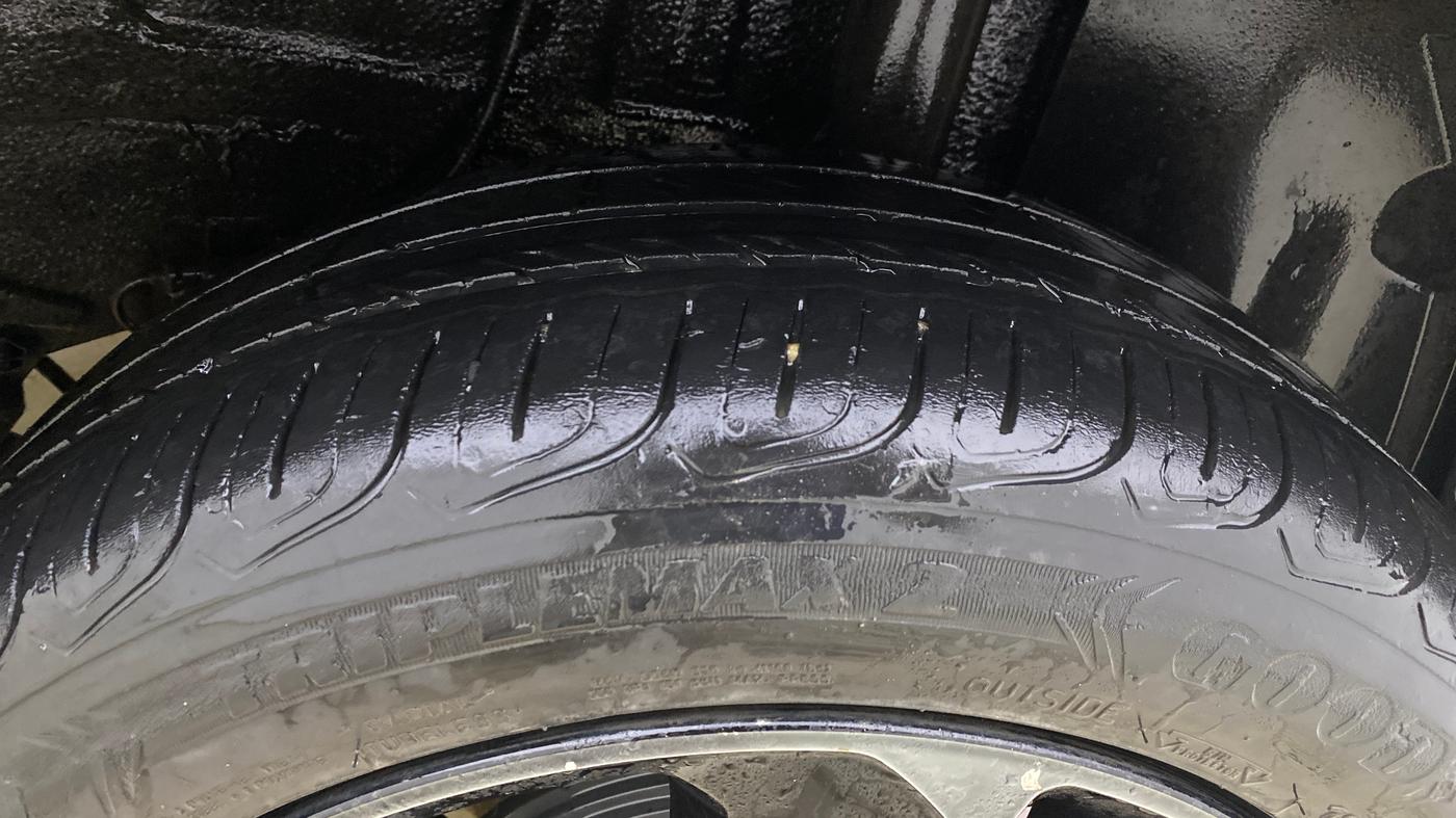 2022 Tata ALTROZ XZ PLUS DIESEL DARK EDITION, Diesel, Manual, 77,109 km, Left Rear Tyre Tread