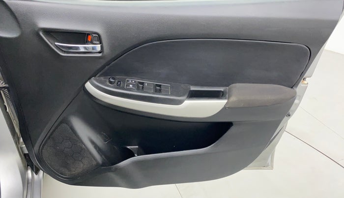2016 Maruti Baleno DELTA PETROL 1.2, Petrol, Manual, 69,680 km, Driver Side Door Panels Control