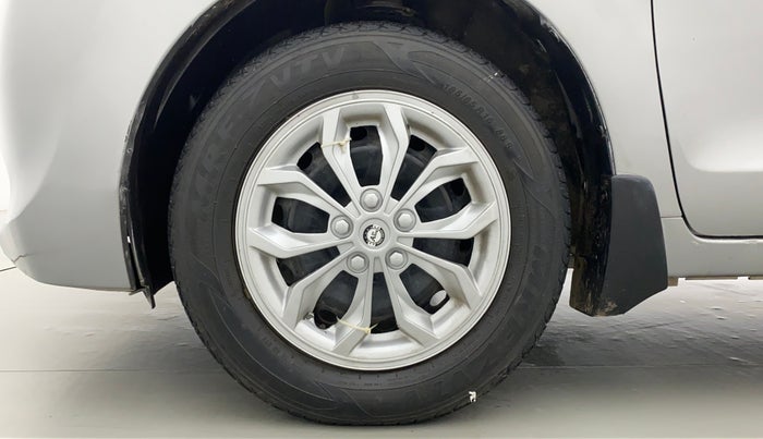 2016 Maruti Baleno DELTA PETROL 1.2, Petrol, Manual, 69,680 km, Left Front Wheel