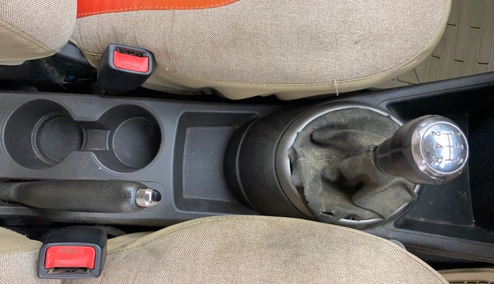 2012 Hyundai i20 SPORTZ 1.2, Petrol, Manual, 74,052 km, Gear Lever