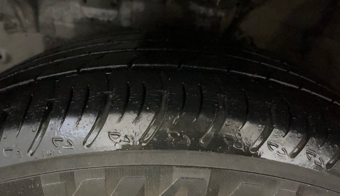 2015 Hyundai i20 Active 1.2 S, Petrol, Manual, 60,409 km, Left Front Tyre Tread