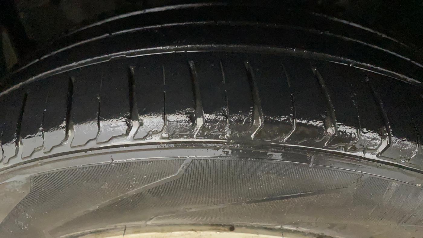 2016 Honda Jazz 1.2L I-VTEC V AT, Petrol, Automatic, 28,632 km, Left Front Tyre Tread