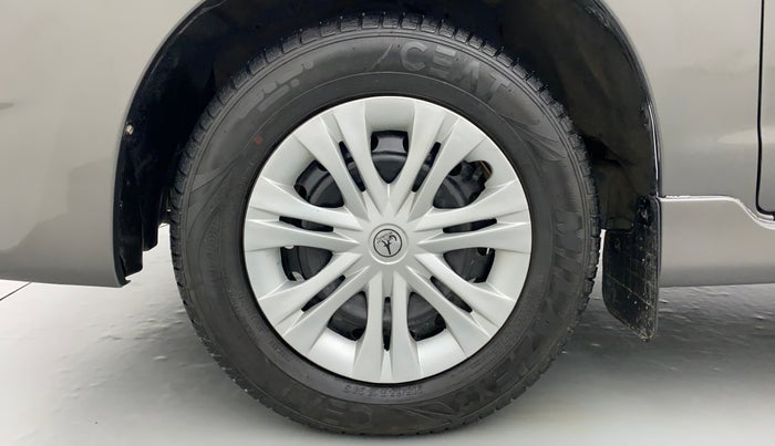 2013 Toyota Innova 2.5 GX 8 STR BS IV, Diesel, Manual, 65,187 km, Left Front Wheel