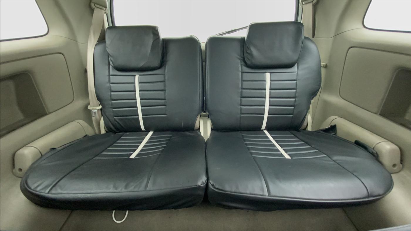 2013 Toyota Innova 2.5 GX 8 STR BS IV, Diesel, Manual, 65,187 km, Third Seat Row ( optional )