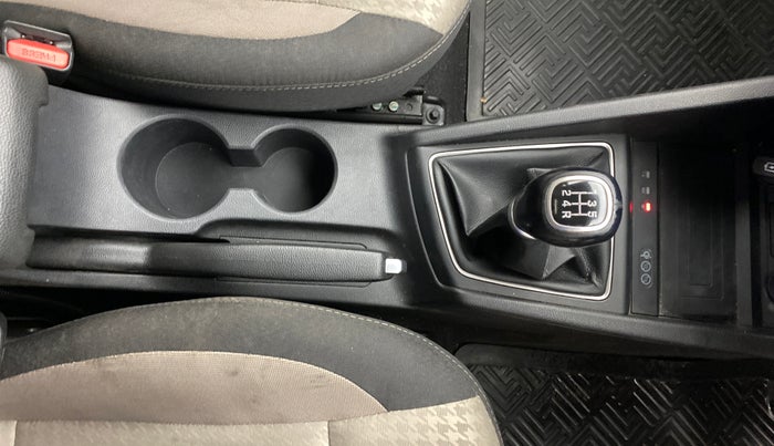 2019 Hyundai Elite i20 ASTA 1.2 (O), Petrol, Manual, 54,565 km, Gear Lever