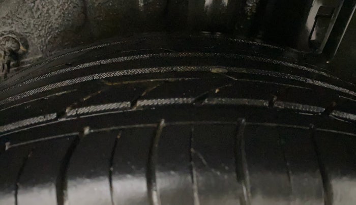 2014 Toyota Etios CROSS 1.4 VD, Diesel, Manual, 1,27,222 km, Left Rear Tyre Tread