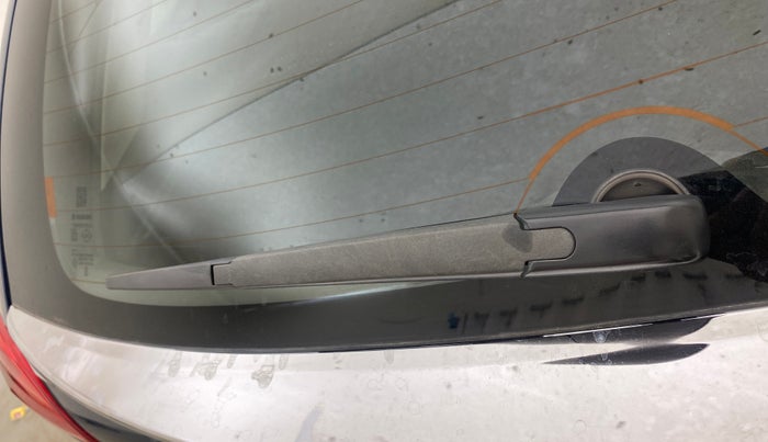 2017 Maruti Baleno ZETA PETROL 1.2, Petrol, Manual, 1,32,822 km, Rear Wiper