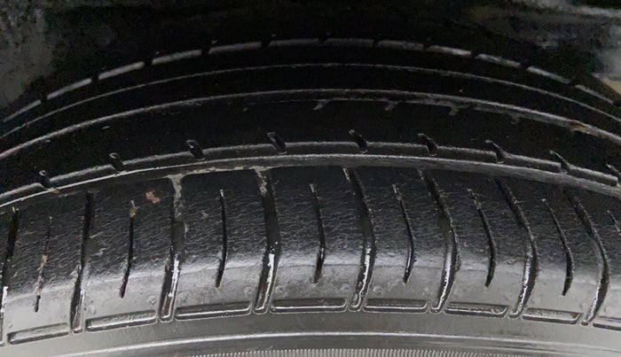2018 Toyota Corolla Altis VL AT, Petrol, Automatic, 38,467 km, Left Rear Tyre Tread