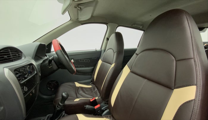 2015 Maruti Alto 800 LXI, Petrol, Manual, 60,459 km, Right Side Front Door Cabin