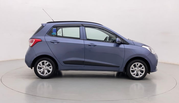 2017 Hyundai Grand i10 SPORTZ (O) 1.2 KAPPA VTVT, Petrol, Manual, 36,928 km, Right Side View
