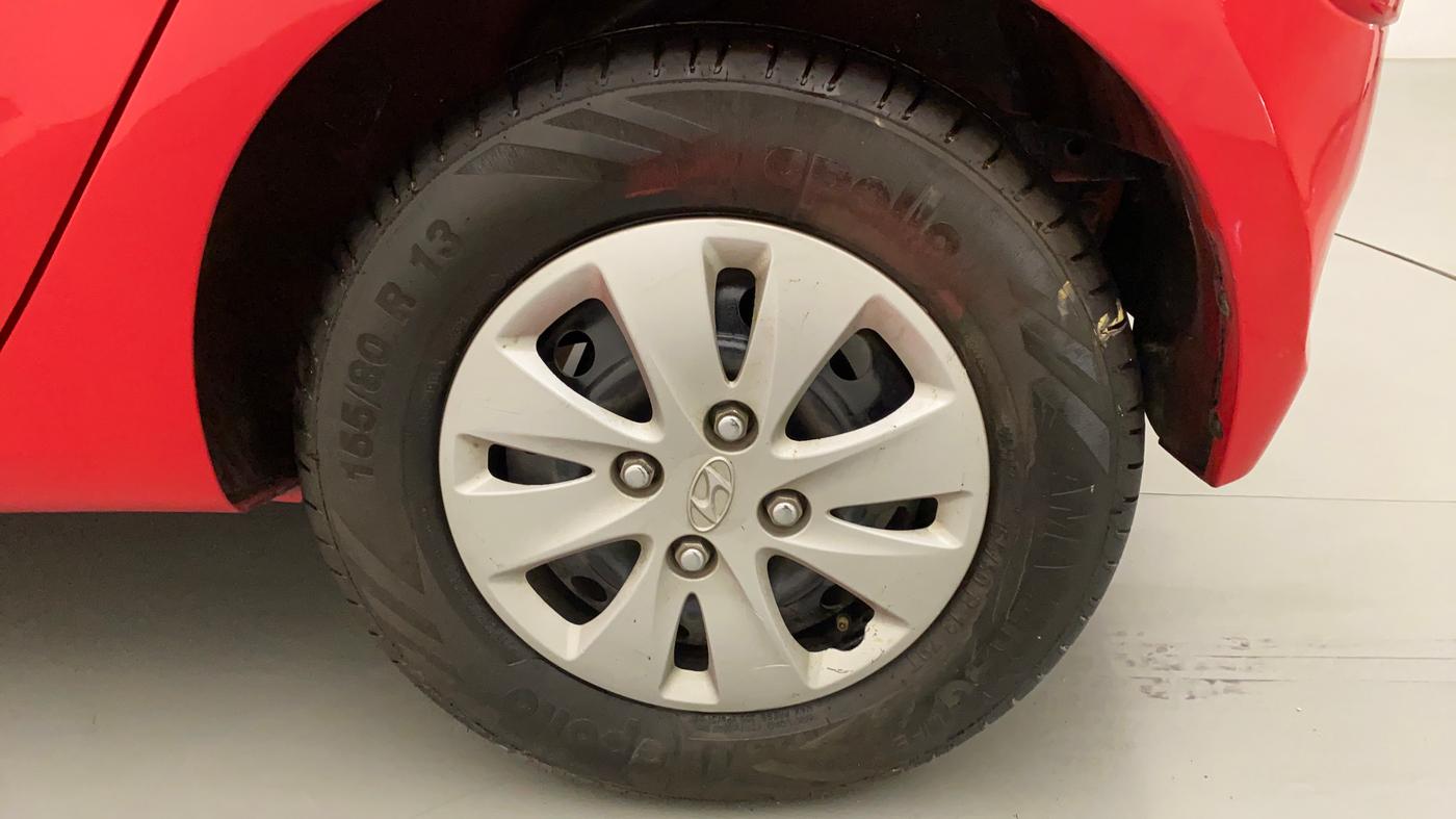 2011 Hyundai i10 SPORTZ 1.2, Petrol, Manual, 30,117 km, Left Rear Wheel