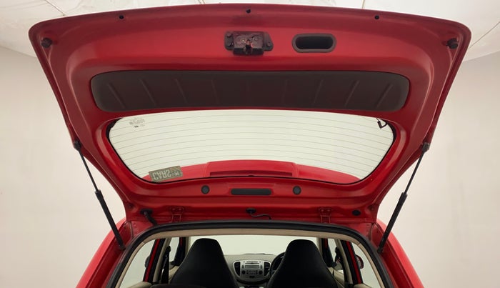 2011 Hyundai i10 SPORTZ 1.2, Petrol, Manual, 30,117 km, Boot Door Open