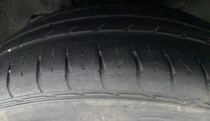 2020 Tata Tiago XZ PLUS PETROL, Petrol, Manual, 31,679 km, Left Front Tyre Tread