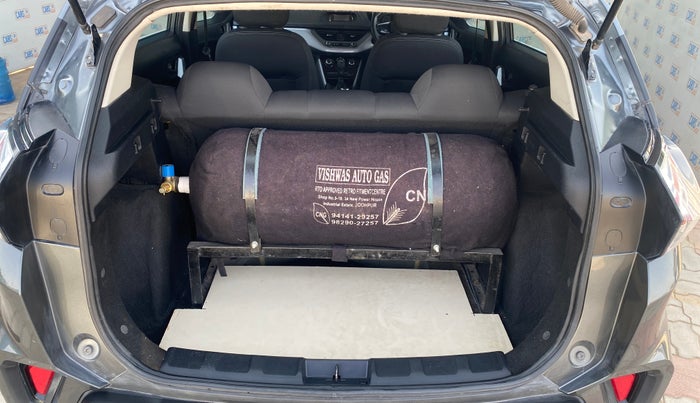 2023 Tata NEXON XM PETROL, CNG, Manual, 1,07,347 km, Boot Inside