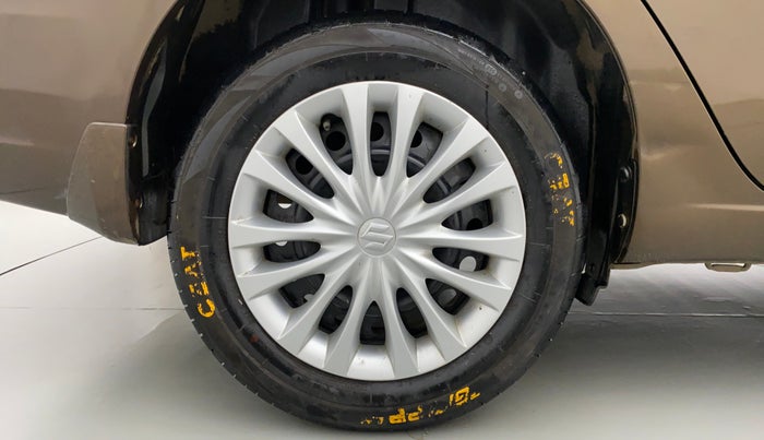 2016 Maruti Ciaz VDI+ SHVS, Diesel, Manual, 73,743 km, Right Rear Wheel