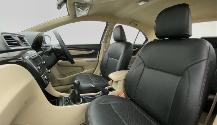 2016 Maruti Ciaz VDI+ SHVS, Diesel, Manual, 73,743 km, Right Side Front Door Cabin