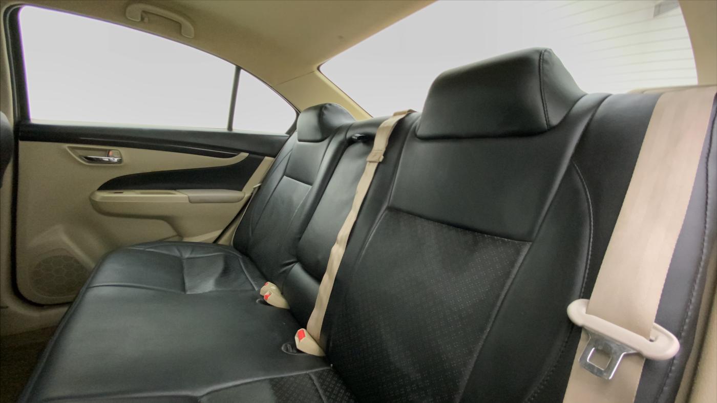 2016 Maruti Ciaz VDI+ SHVS, Diesel, Manual, 73,743 km, Right Side Rear Door Cabin