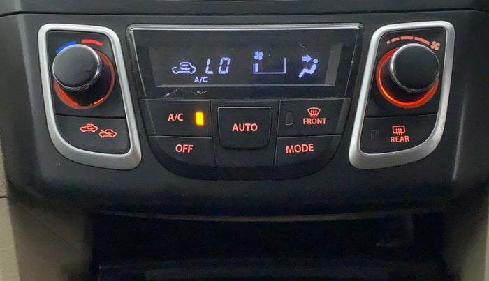 2016 Maruti Ciaz VDI+ SHVS, Diesel, Manual, 73,743 km, Automatic Climate Control