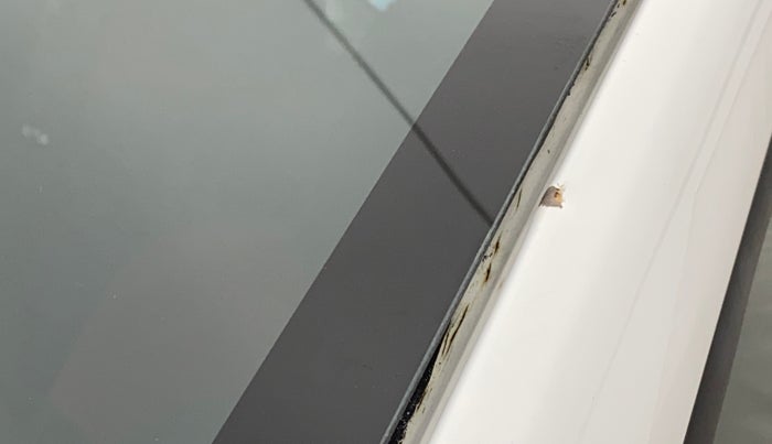 2018 Renault Kwid RXT 1.0 (O), Petrol, Manual, 14,770 km, Left A pillar - Slightly dented