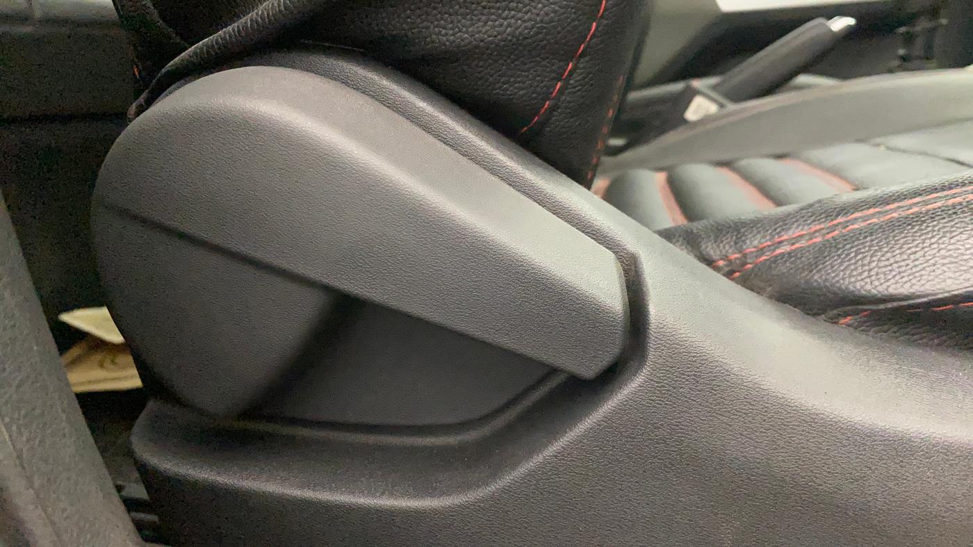 2022 Nissan MAGNITE XL, Petrol, Manual, 39,797 km, Driver Side Adjustment Panel