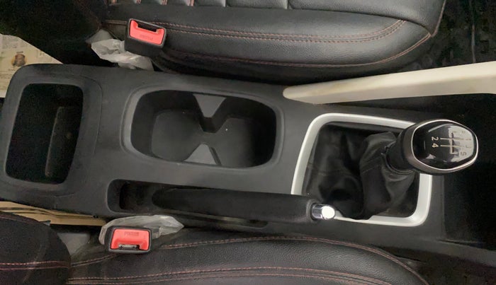 2022 Nissan MAGNITE XL, Petrol, Manual, 39,797 km, Gear Lever