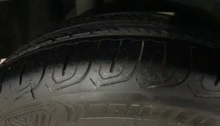 2018 Ford FREESTYLE TITANIUM 1.2 PETROL, Petrol, Manual, 73,353 km, Right Rear Tyre Tread