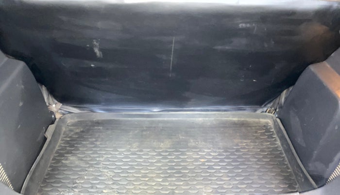 2018 Ford FREESTYLE TITANIUM 1.2 PETROL, Petrol, Manual, 73,353 km, Boot Inside