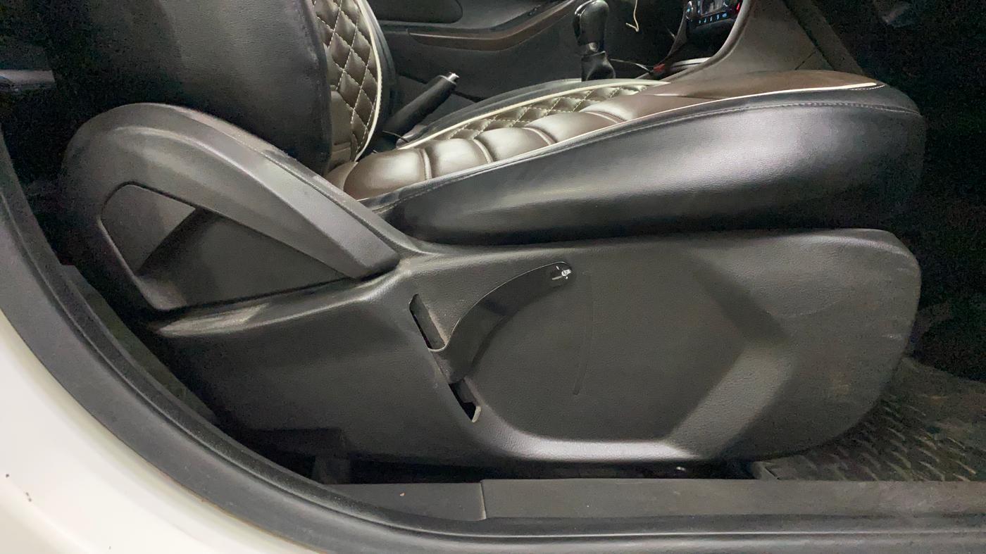 2018 Ford FREESTYLE TITANIUM 1.2 PETROL, Petrol, Manual, 73,353 km, Driver Side Adjustment Panel