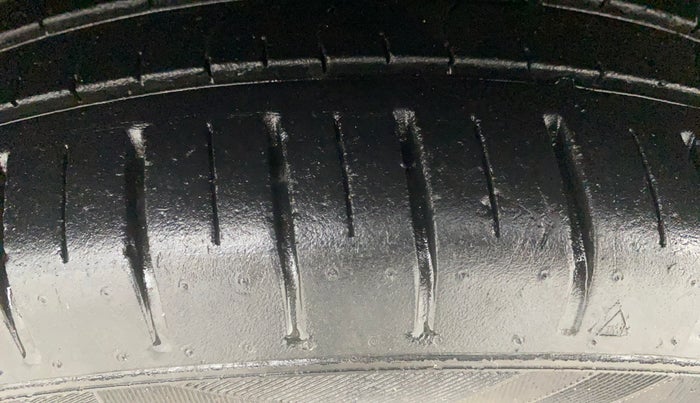 2024 Maruti Baleno ZETA PETROL 1.2, Petrol, Manual, 25,809 km, Left Front Tyre Tread