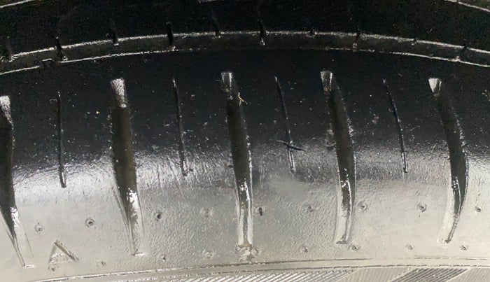 2024 Maruti Baleno ZETA PETROL 1.2, Petrol, Manual, 25,809 km, Left Rear Tyre Tread