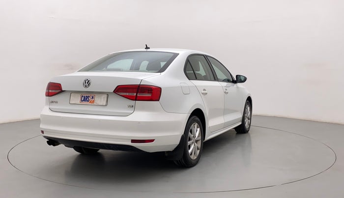 2015 Volkswagen Jetta COMFORTLINE TDI, Diesel, Manual, 1,19,867 km, Right Back Diagonal