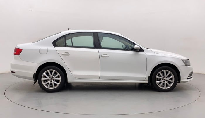 2015 Volkswagen Jetta COMFORTLINE TDI, Diesel, Manual, 1,19,867 km, Right Side View