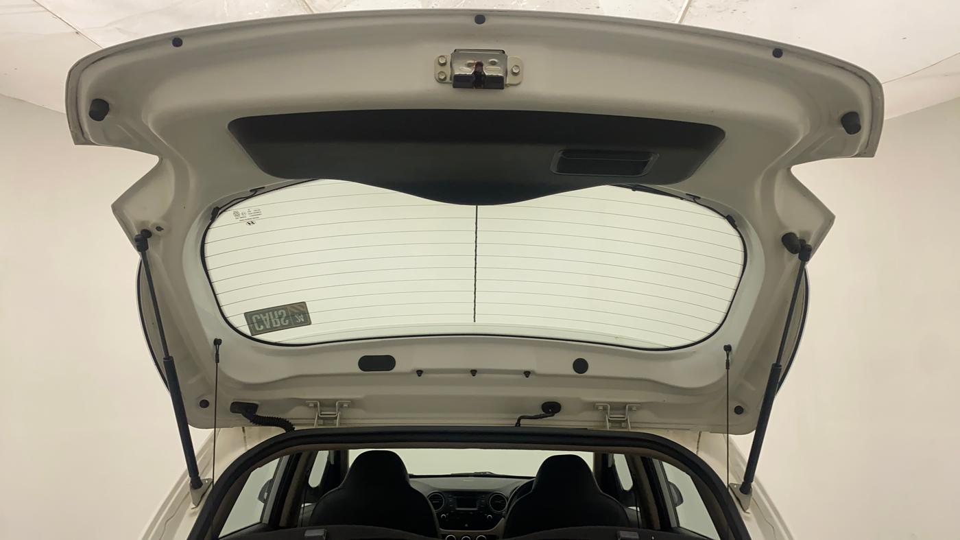 2015 Hyundai Grand i10 ASTA AT 1.2 KAPPA VTVT, Petrol, Automatic, 6,323 km, Boot Door Open