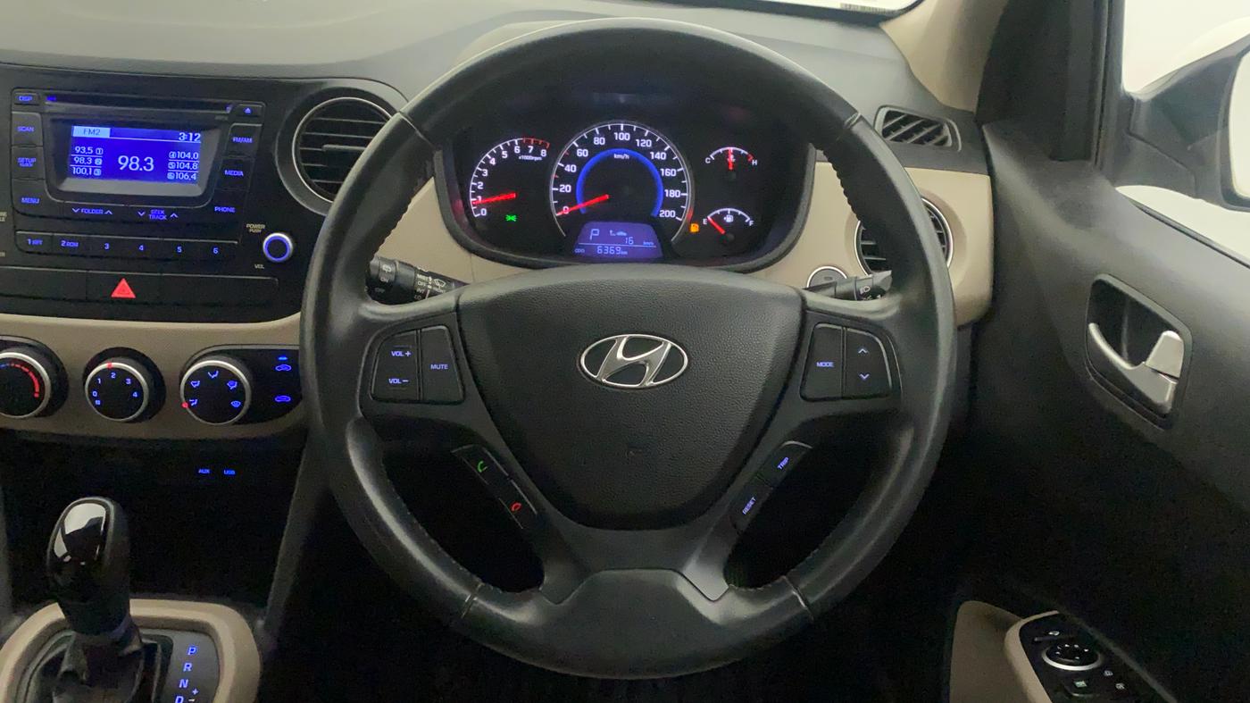 2015 Hyundai Grand i10 ASTA AT 1.2 KAPPA VTVT, Petrol, Automatic, 6,323 km, Steering Wheel Close Up