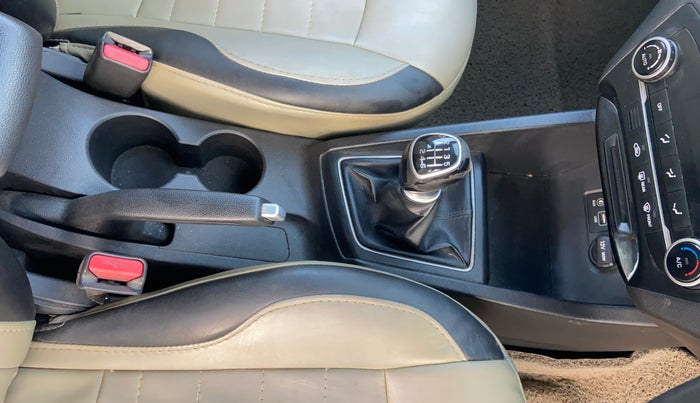 2015 Hyundai Elite i20 ASTA 1.4 CRDI, Diesel, Manual, 80,150 km, Gear Lever