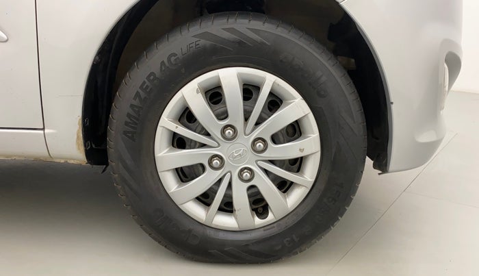 2013 Hyundai i10 SPORTZ 1.2 AT, Petrol, Automatic, 33,938 km, Right Front Wheel