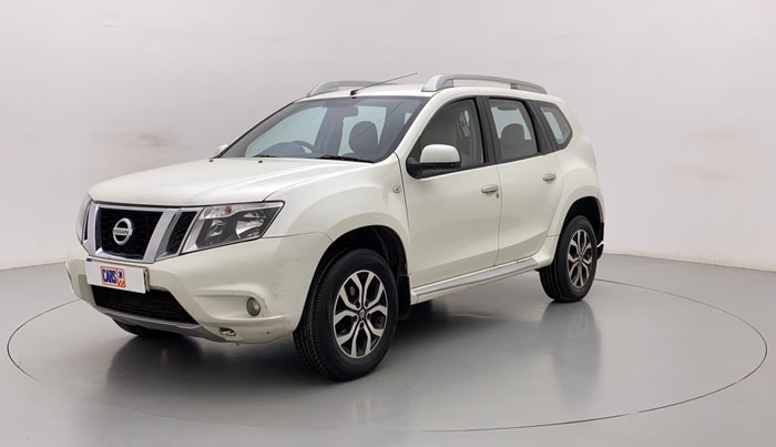2014 Nissan Terrano XV D THP 110 PS, Diesel, Manual, 1,12,051 km, Left Front Diagonal