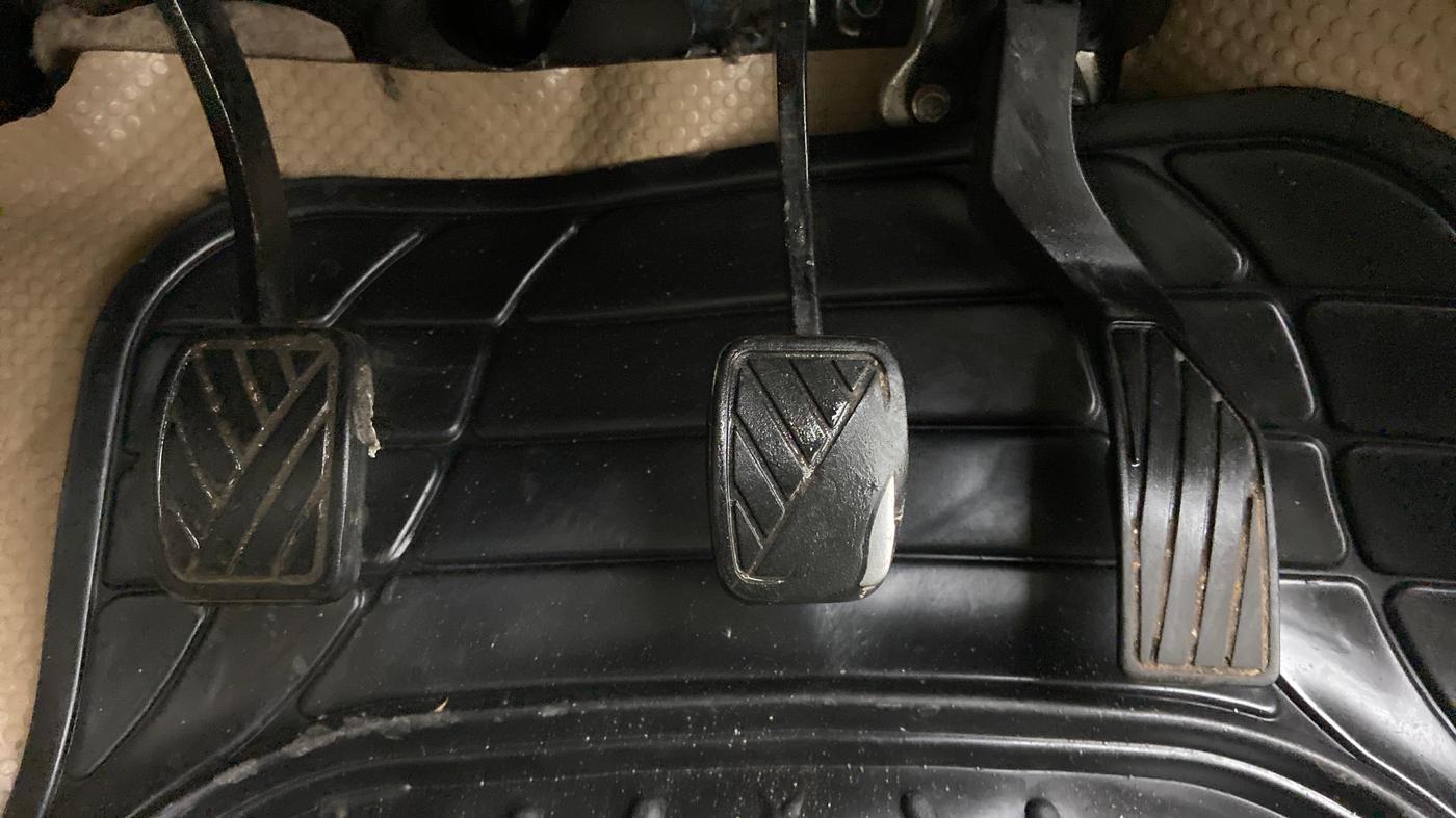 2013 Maruti Ertiga ZDI, Diesel, Manual, 91,696 km, Pedals